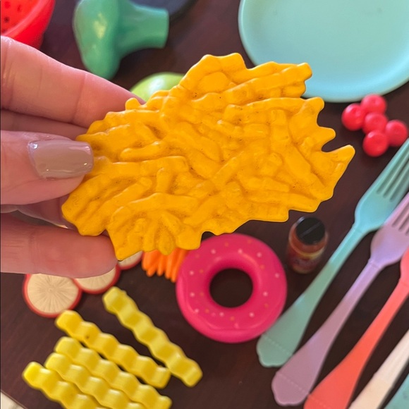 Vintage play food. 1998 McDonald’s salad dressing Vintage serving tray - Picture 5 of 9